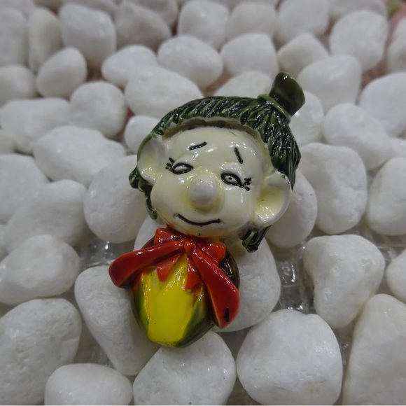 Vintage Little People Collection Brooch - Picture 3 of 8